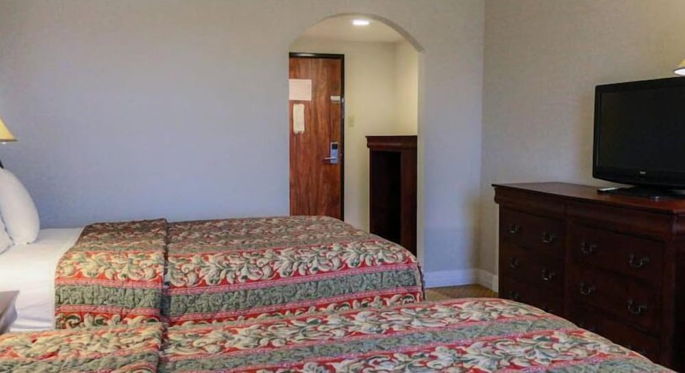 Great Value Inn - photo 9