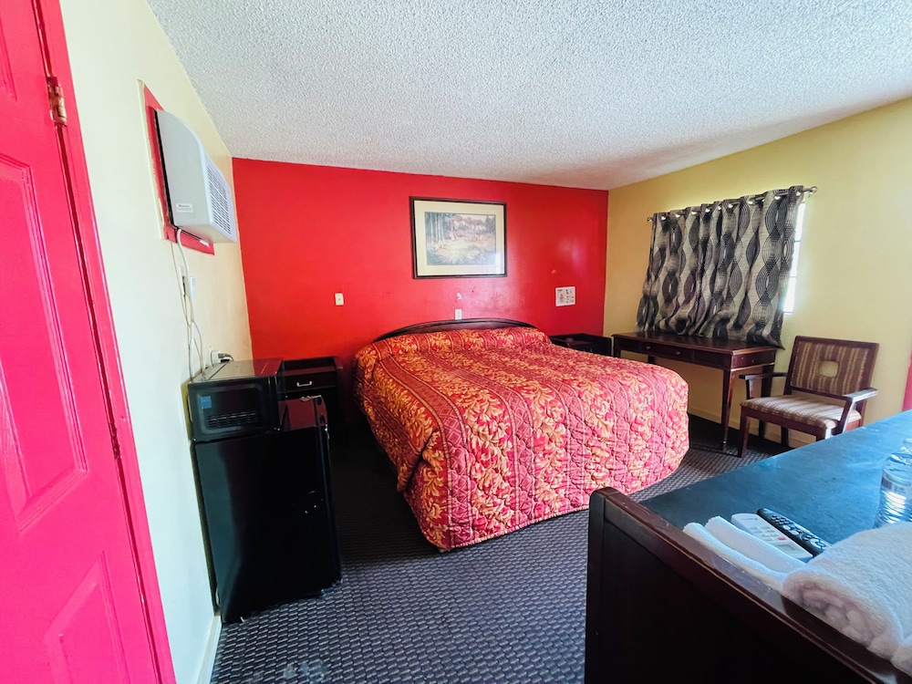 Royal Palms Motel & RV Park - photo 8