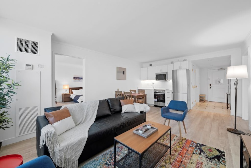 2br 3ba Condo Right Between Hard Rock and Ocean Casino - photo 13