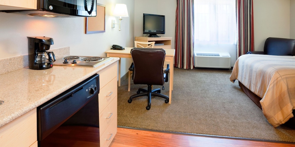 Candlewood Suites Jacksonville by IHG - photo 29