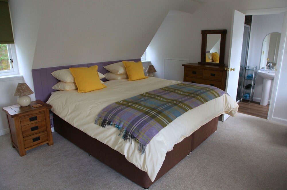 Dava School House — 4-Star Luxury Hotel in Grantown On Spey, United Kingdom