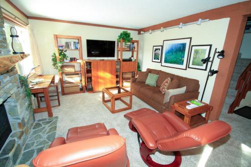 Mammoth Ski & Racquet Club #119 Pet Okay - featured photo