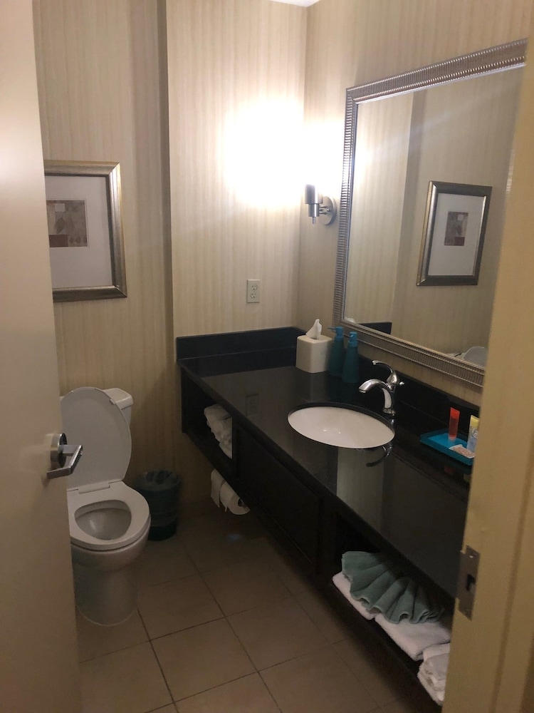 City Express by Marriott Washington DC Northeast - photo 25