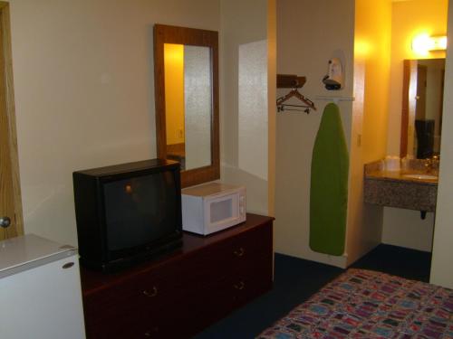 Stagecoach Inn - photo 12