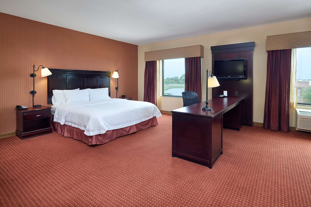 Hampton Inn & Suites Austin South Buda - photo 16