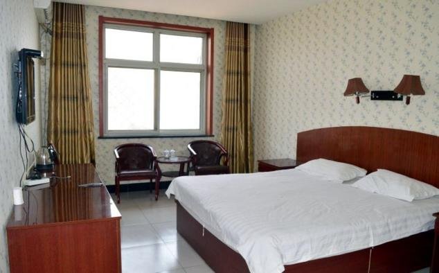 Yijia Business Hotel — hotel in Gucheng