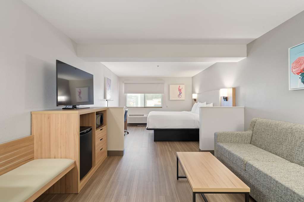 Best Western Lake Oswego Portland Hotel & Suites - photo 62