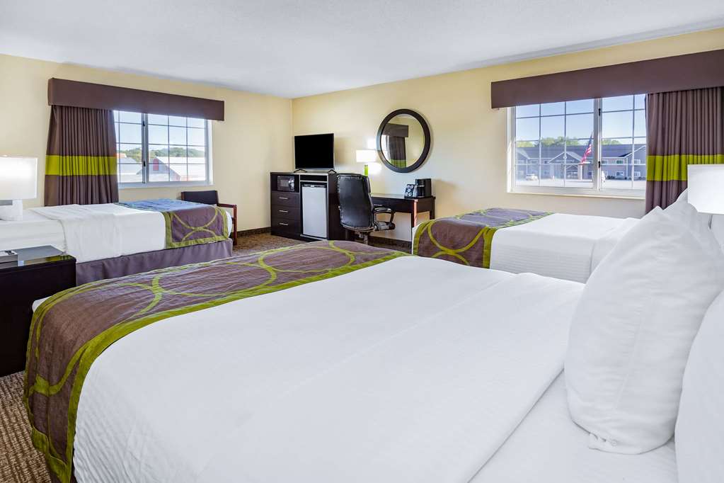 Emmetsburg Hotel and Suites - photo 56