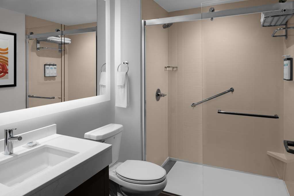Hyatt House Lansing University Area - photo 20