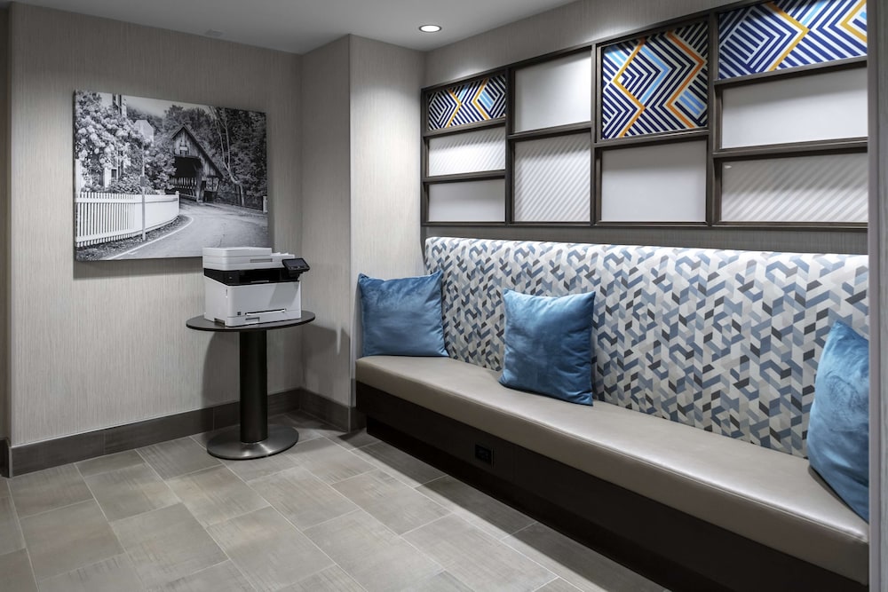 Hampton Inn Conyers - photo 57