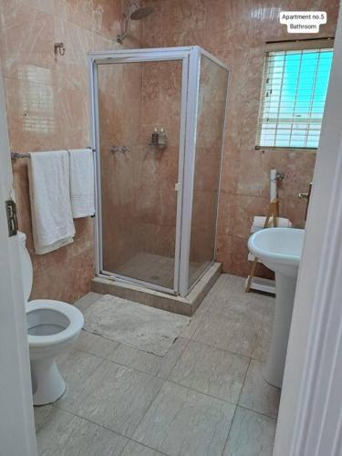 Serena Inn Apartment no5 Self Catering