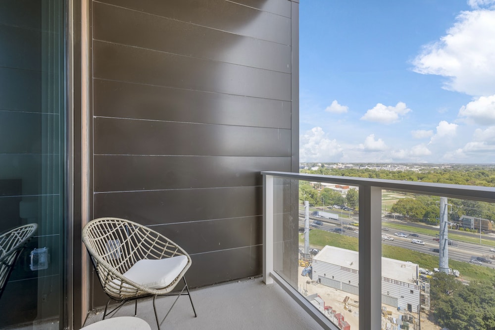 Austin Condo Hotel - photo 676