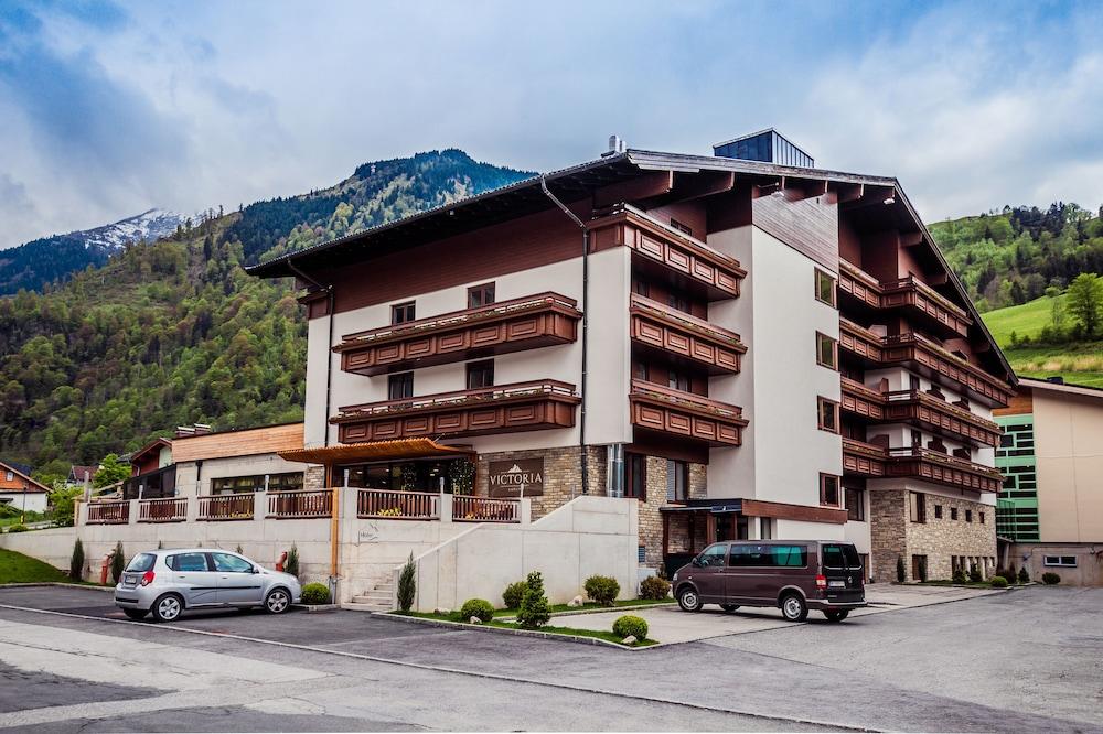 Hotel Victoria by VAYA — 4-Star Luxury Hotel in Kaprun, Austria