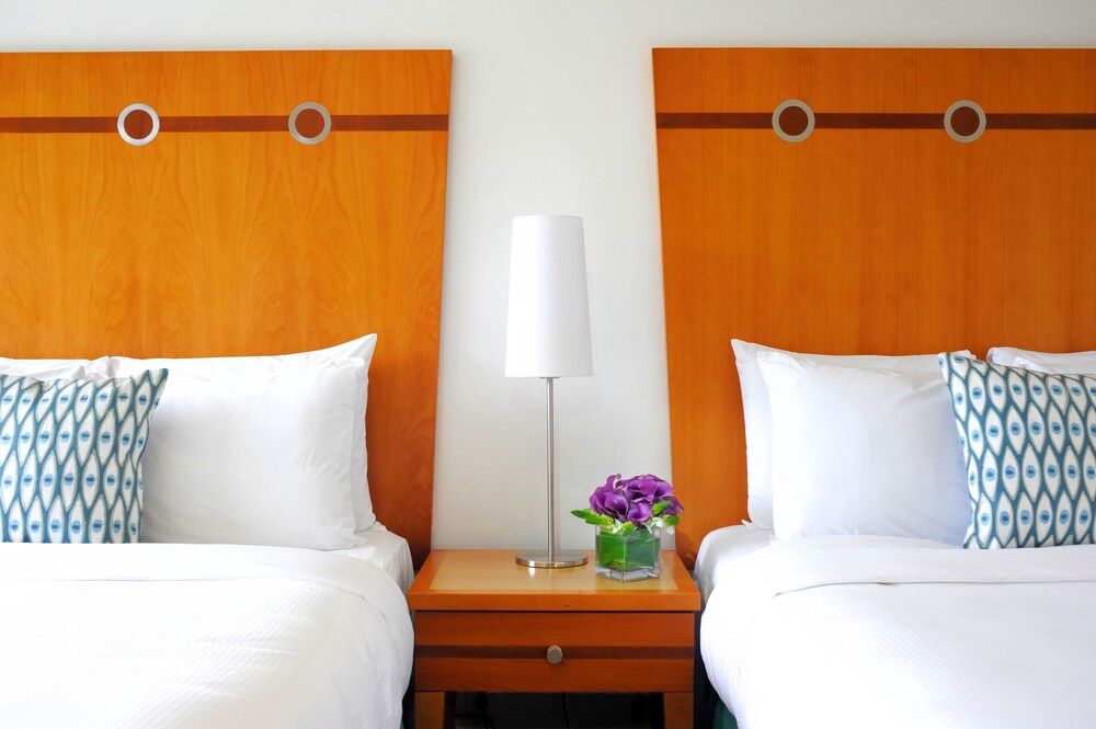 South Seas Hotel - photo 7