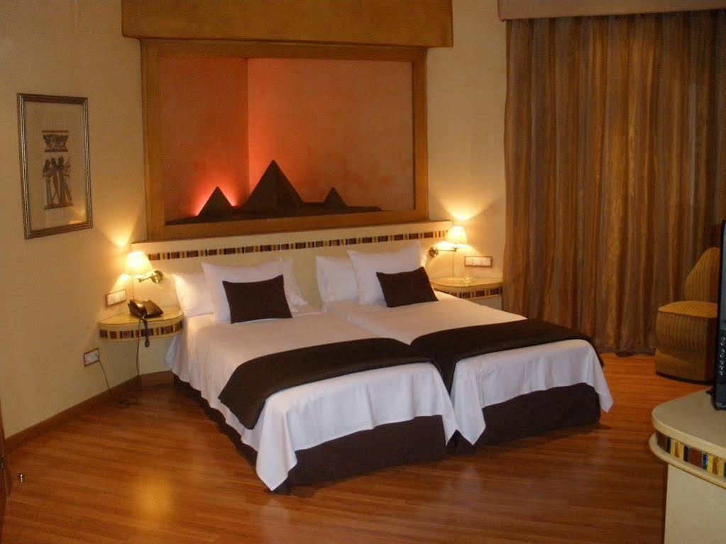 Hotel Alkalat — Alcala De Guadaira — photo 3