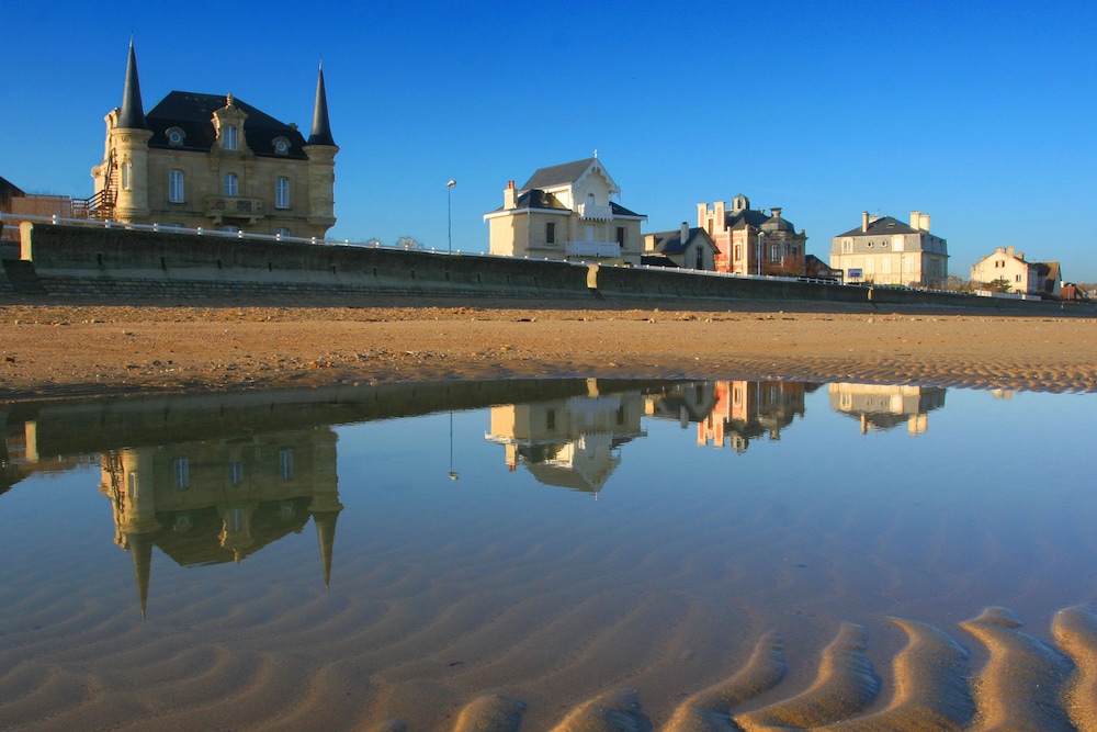 Le Manoir des Tourelles — Caen — photo 3