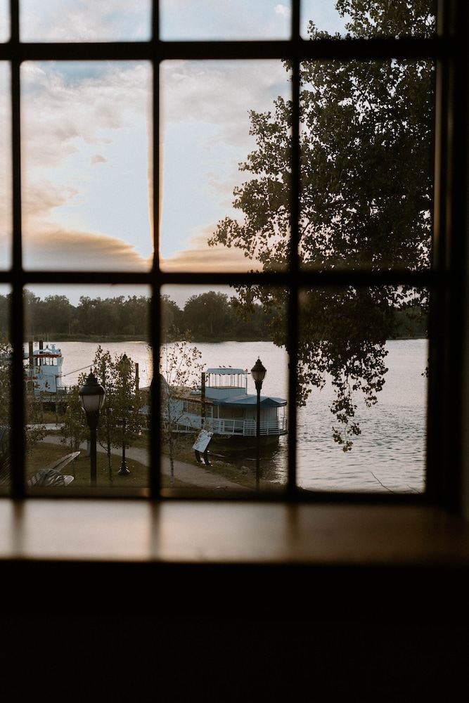Hatchery Riverside Hotel & Event Venue - photo 27