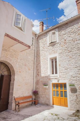 Apartman Brunela free parking — 4-Star Luxury Hotel in Sibenik, Croatia