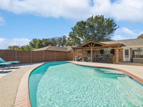 Plano House close to Mckinney and Oak Point Park — 4-Star Luxury Hotel in Plano, United States
