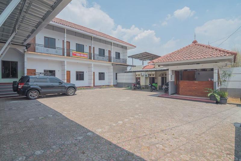 RedDoorz Plus near RSUD Majalengka in Majalengka, Indonesia