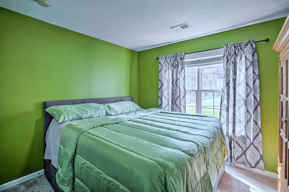Spacious Acworth Home w Deck 1 Mi to Lake — Acworth — photo 4