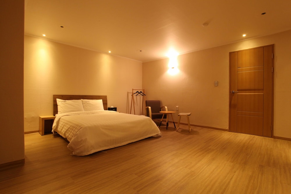 Hotel violet — hotel in Goyang-Si