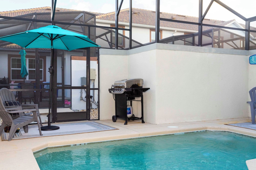 Magnificent 5Bd w Pool @ Storey Lake 4800 - photo 27