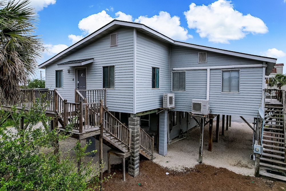 Beach Vacation Walkable to Dining&Shopping Unit B - photo 21