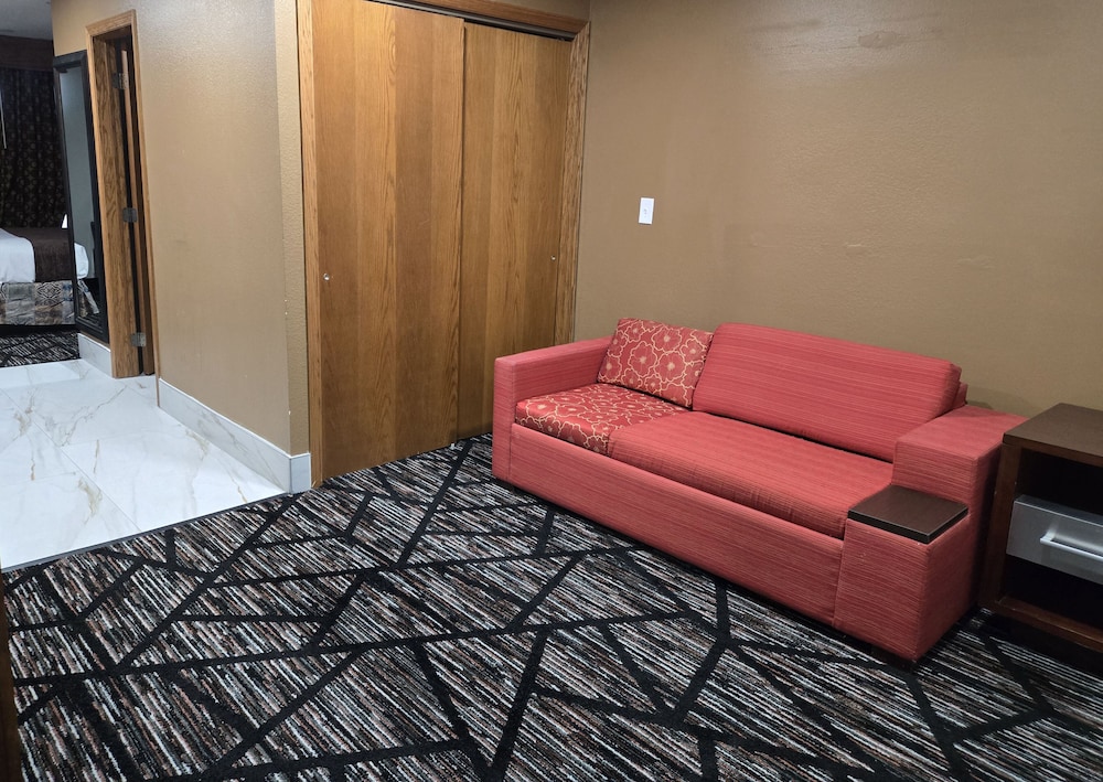 Town House Extended Stay Hotel Downtown - photo 23