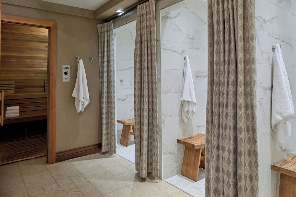 The Del Monte Lodge Renaissance Rochester Hotel & Spa - photo 56