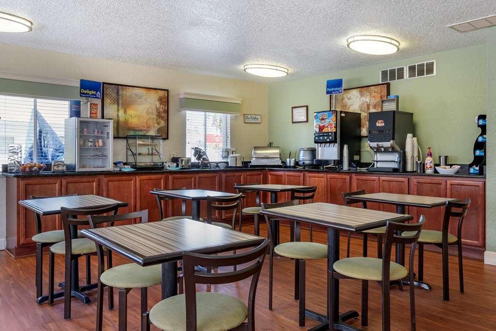 Best Western Space Shuttle Inn - photo 5