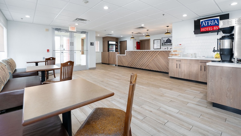 Atria Hotel and RV McGregor - photo 29