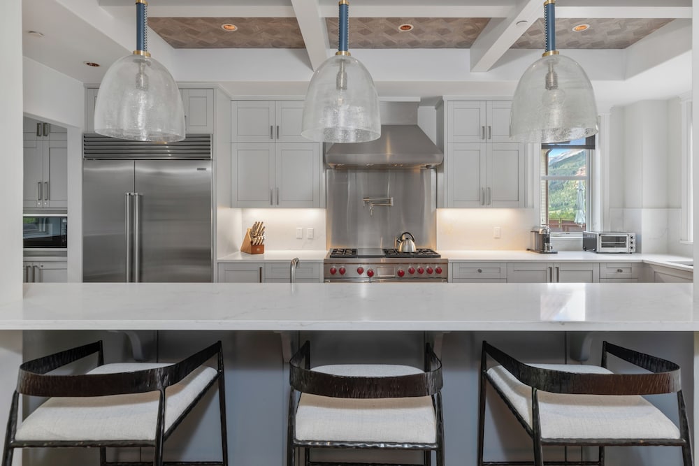 Element 52 Auberge Collection - photo 181