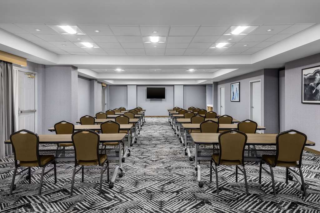 Hyatt Place Indianapolis Airport - photo 23