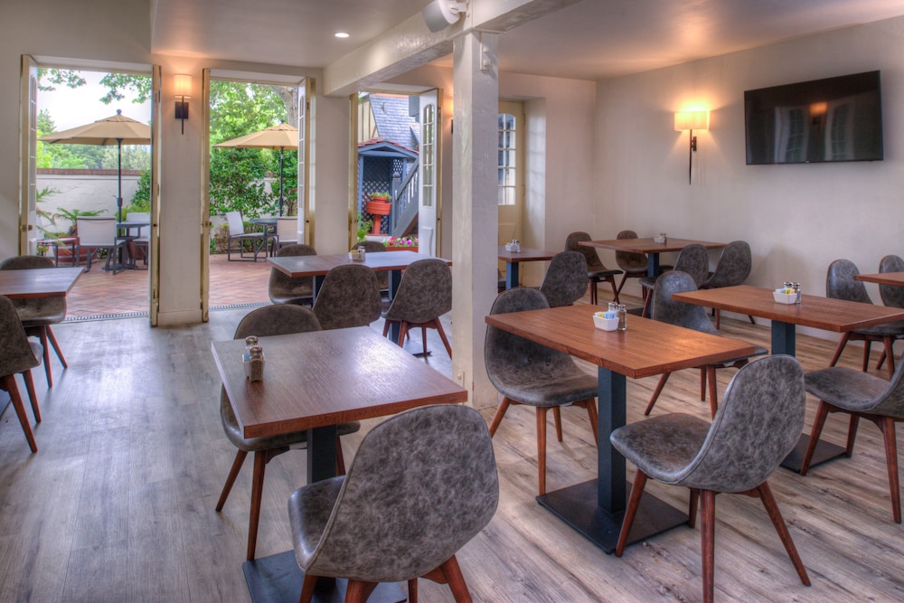 Wine Valley Inn - photo 67