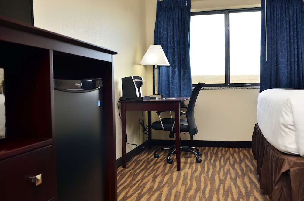 Cobblestone Inn & Suites Manning - photo 46