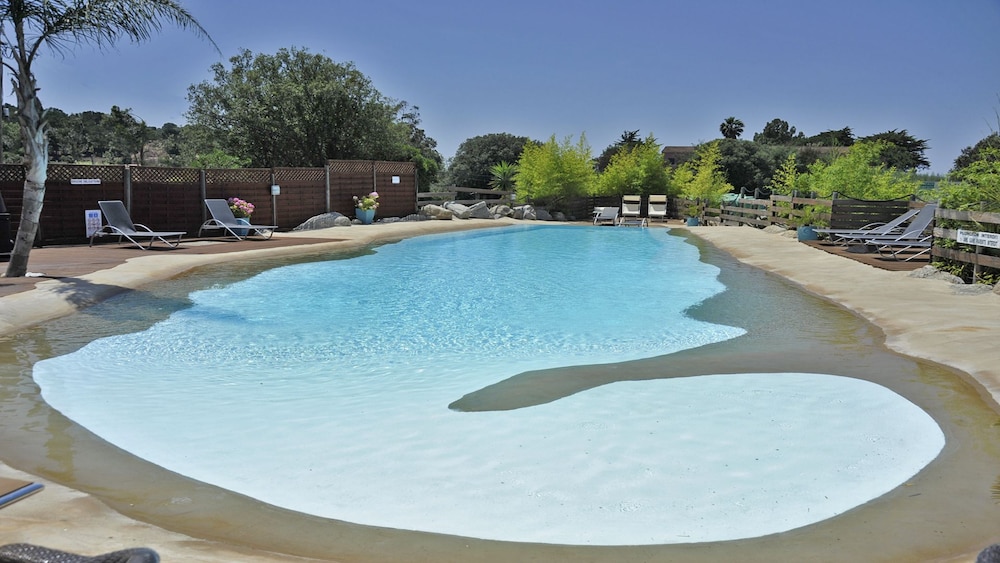 Camping Colomba — 4-Star Luxury Hotel in Olmeto, France