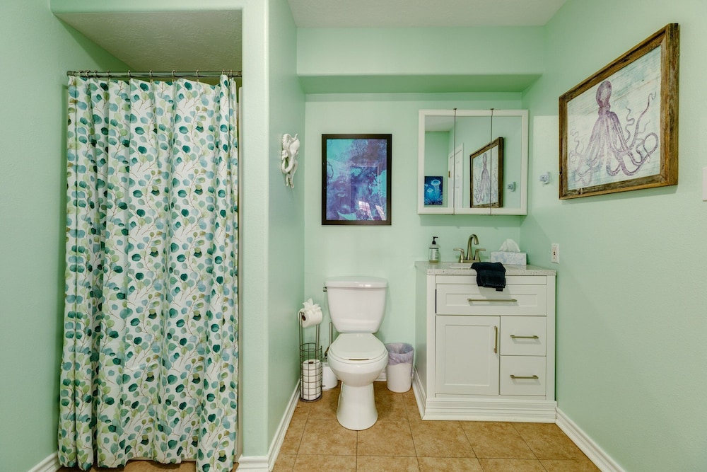 Tortuga Inn - photo 14