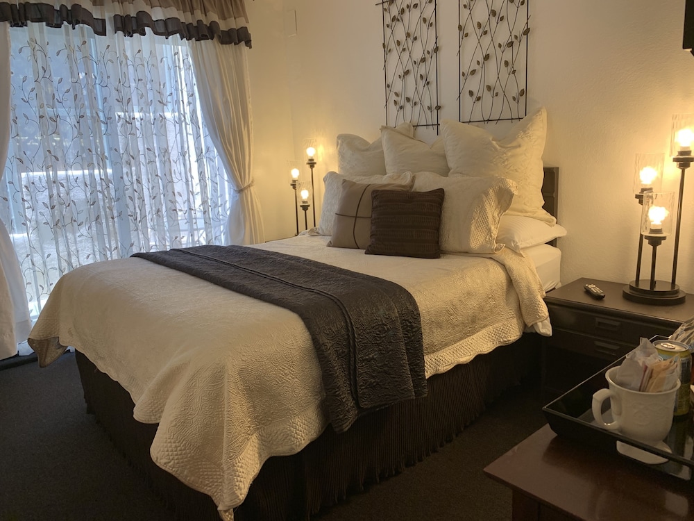 The North Shore Inn - photo 37