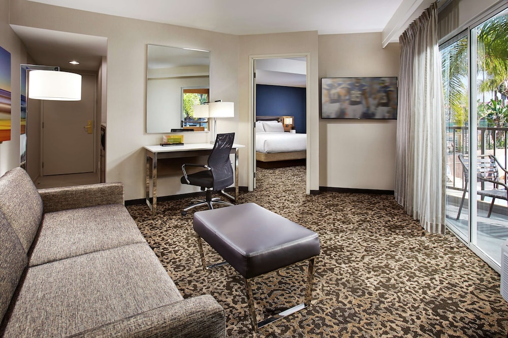 Hilton Garden Inn San Diego Mission Valley Stadium - photo 12