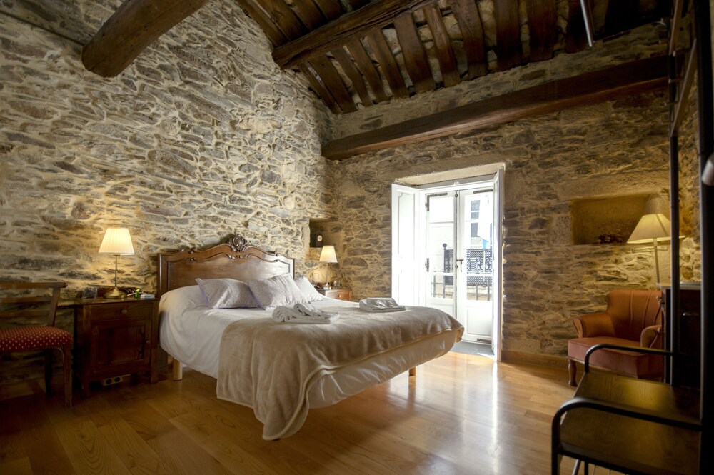 Hotel Studio Calle Mayor in Sarria, Spain
