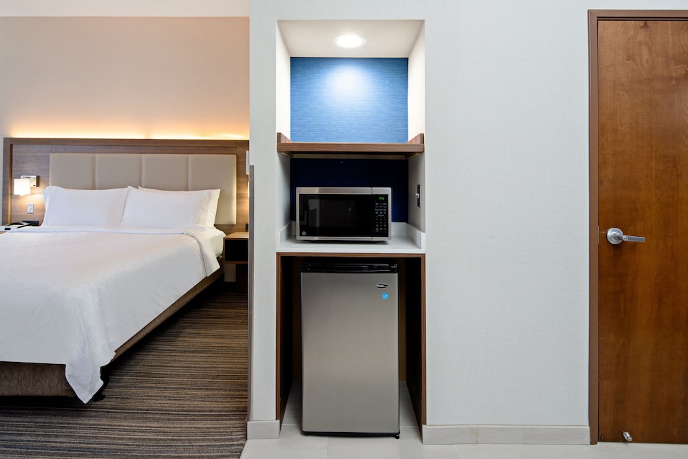 Holiday Inn Express Hotel & Suites Atascadero by IHG - photo 33