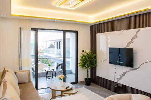2 Bed Apartment with En Suite at Menelik Road