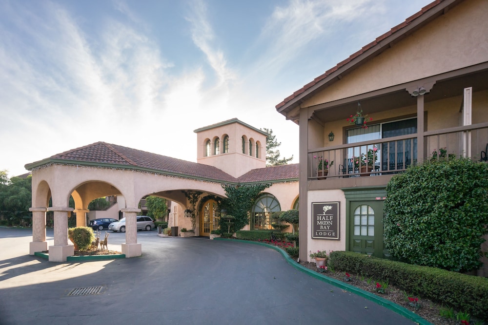 Half Moon Bay Lodge - photo 44