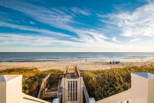 The Sandcastle by Oak Island Accommodations - photo 23