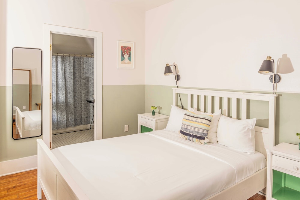 Miami River Inn by Renzzi - photo 37