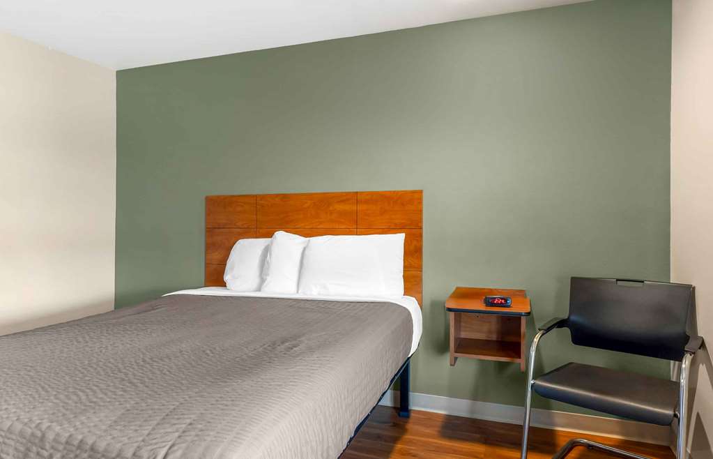 Extended Stay America Select Suites Oklahoma City West - photo 9