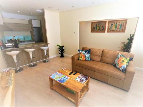 Disa Park 17th Floor Apartment with City Views