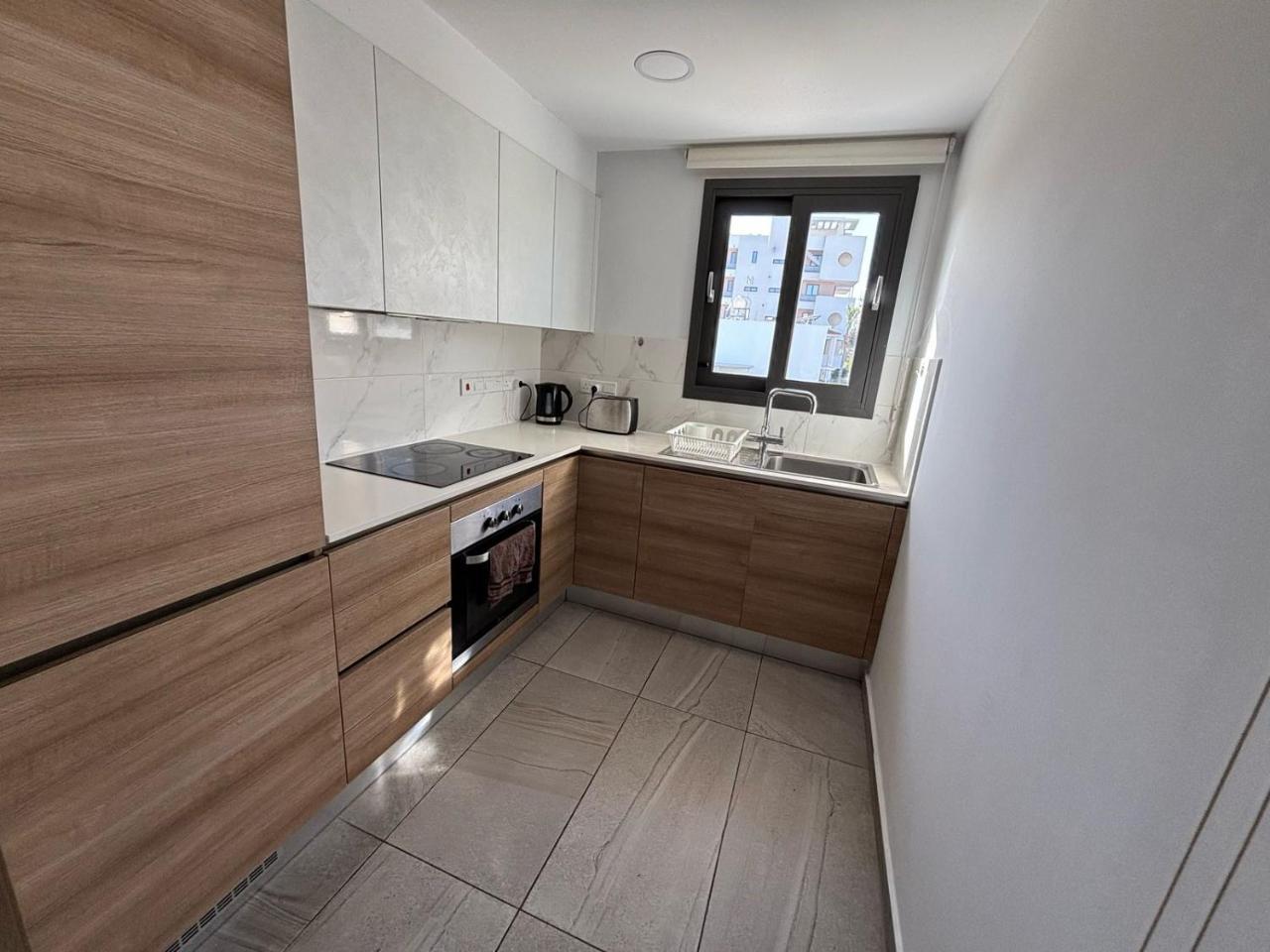 Mordern 2bd Apt Perfect for Family Or Group