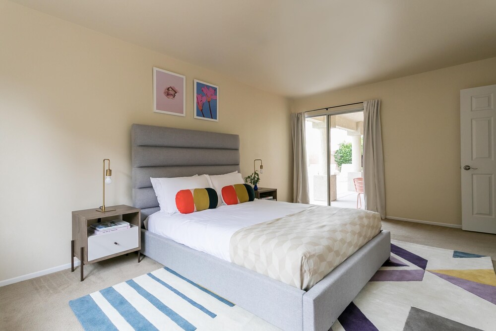 Flamingo by AvantStay Desert Oasis 10 Mins to Coachella w Pool La Quinta - photo 11